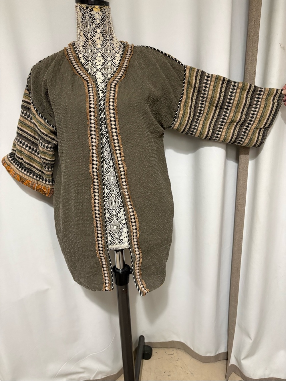 Zara Olive Green Embroidered Open-Front Utility Jacket with Striped Sleeves